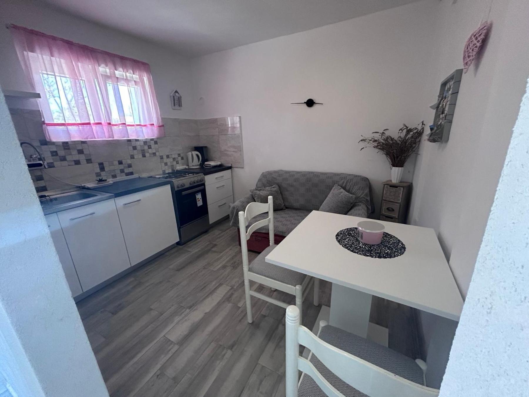 רוביני Apartment Jonas מראה חיצוני תמונה